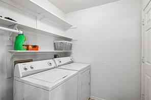 758 Livingston Drive - Photo 37