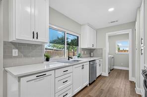 4709 Pemberton Lane - Photo 14