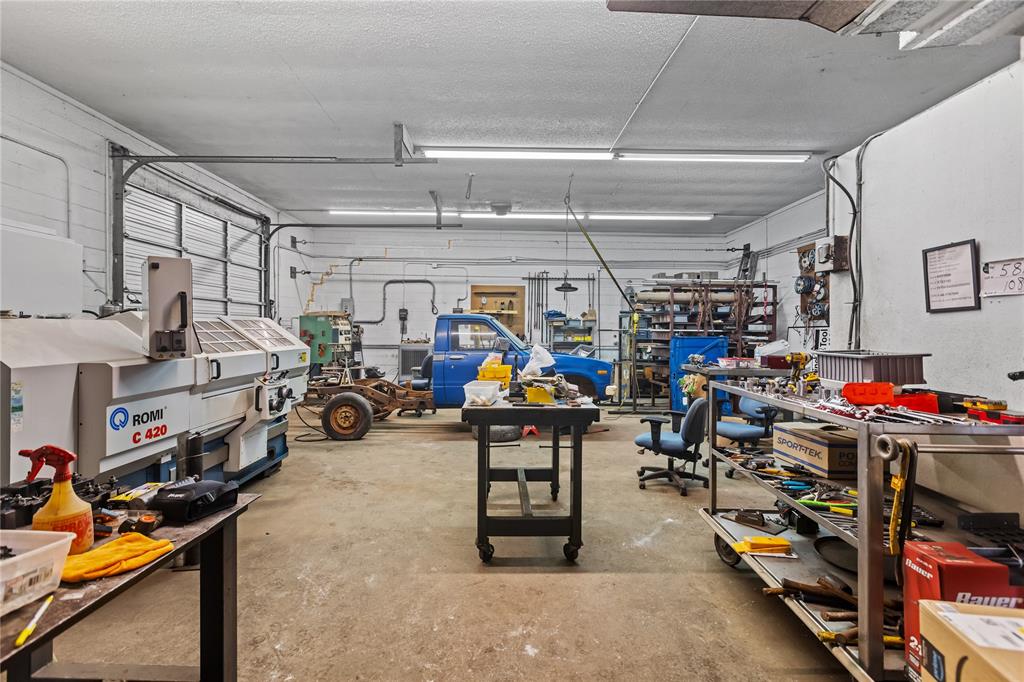 223 W 2nd Street - Photo 20