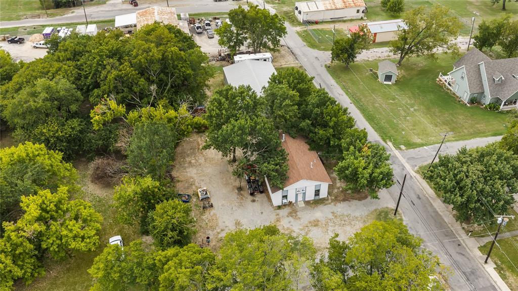 223 W 2nd Street - Photo 33