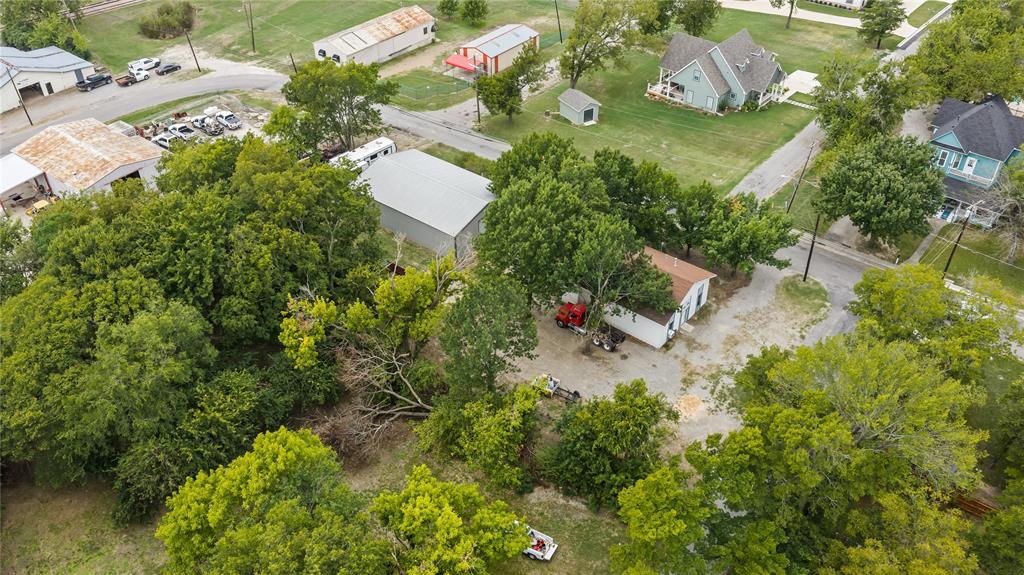 223 W 2nd Street - Photo 34