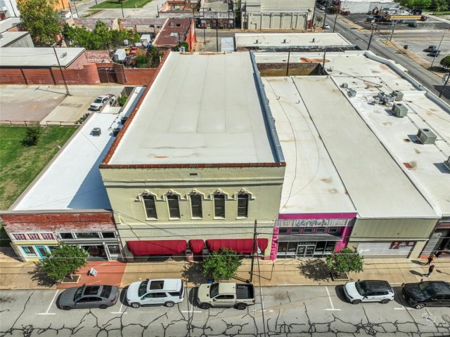 109-111 N Travis Street