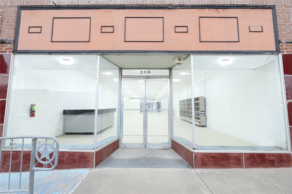 214 N Mason Street - Photo 1