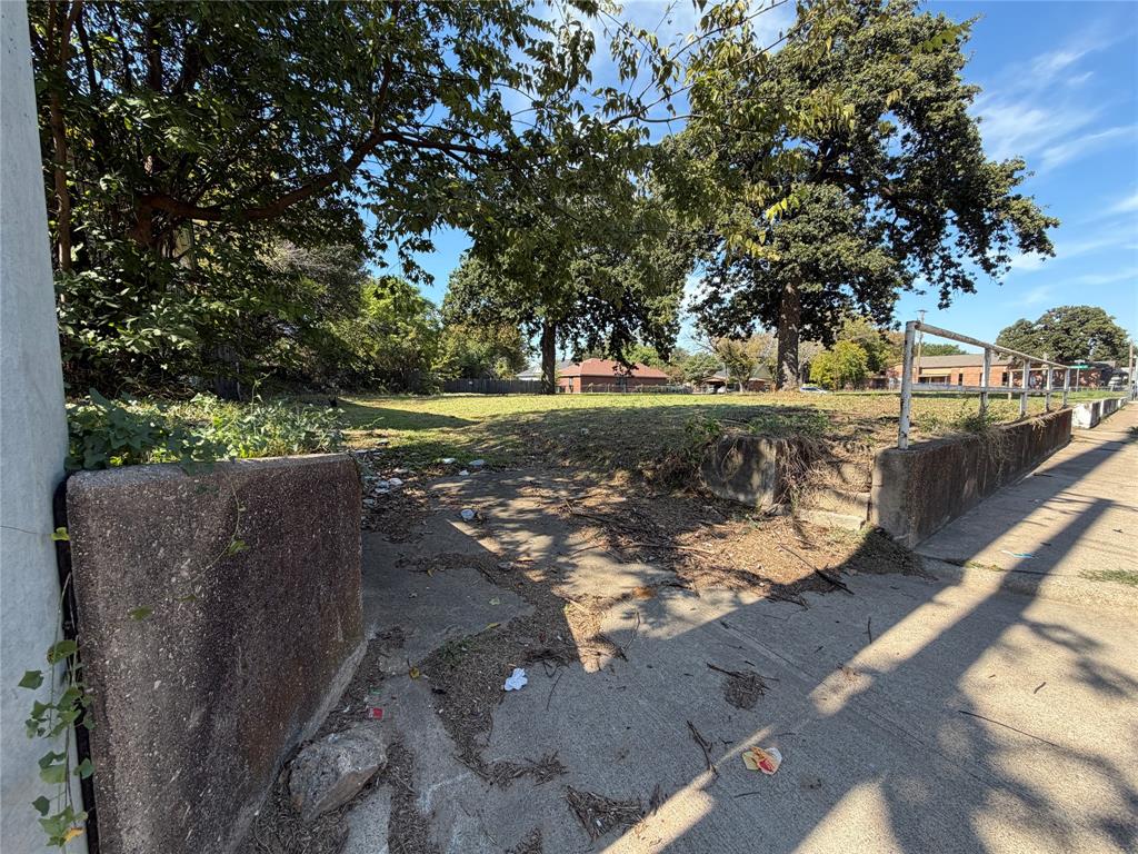 3915 Malcolm X Boulevard - Photo 6