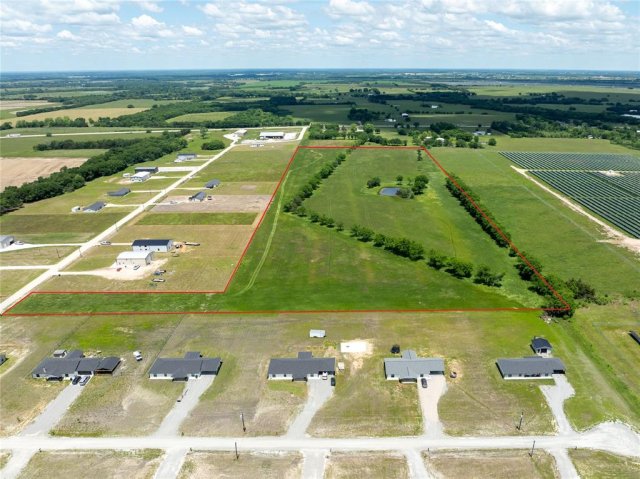 00 Private road 24970