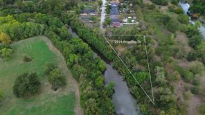 2914 Angelina Drive - Photo 3