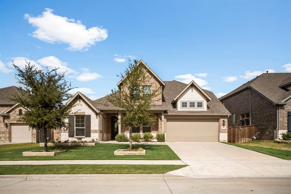 2980 Clearwater Drive - Photo 1