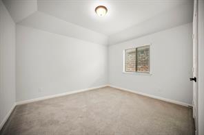 2980 Clearwater Drive - Photo 27