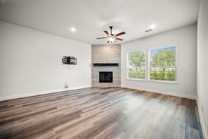 2980 Clearwater Drive - Photo 5