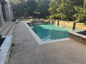 204 Saint Tropez Drive - Photo 2