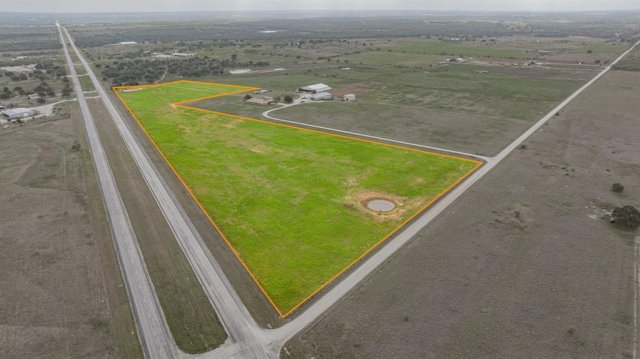 2719 US Highway 281 N