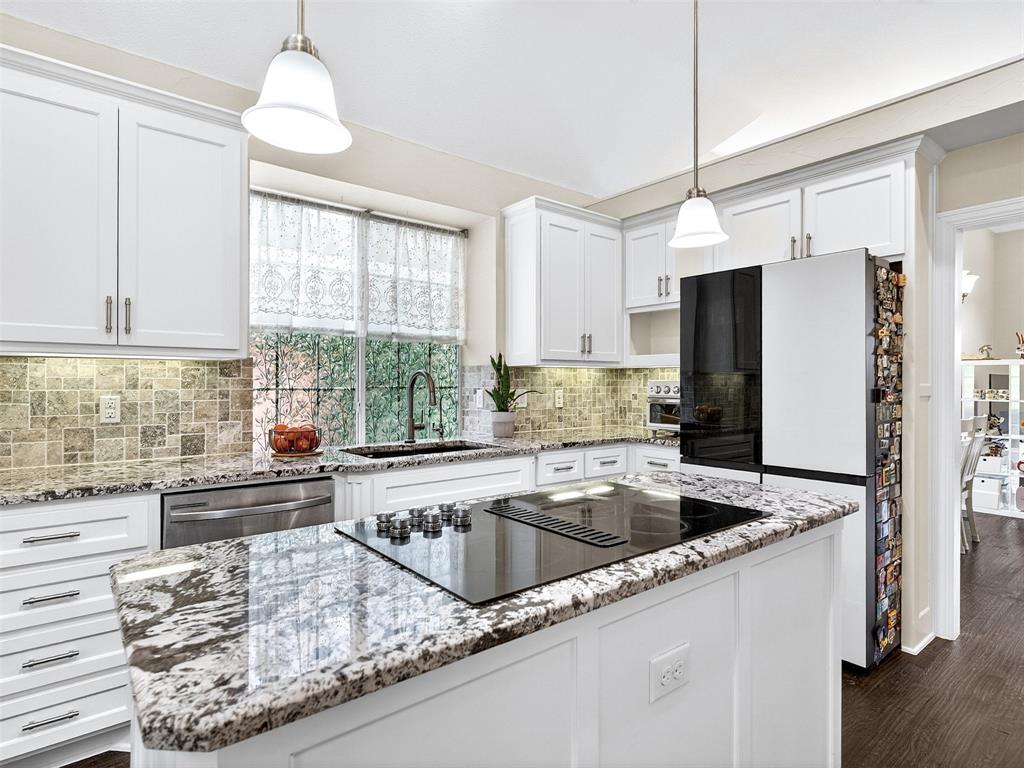 602 Bel Air Drive - Photo 12