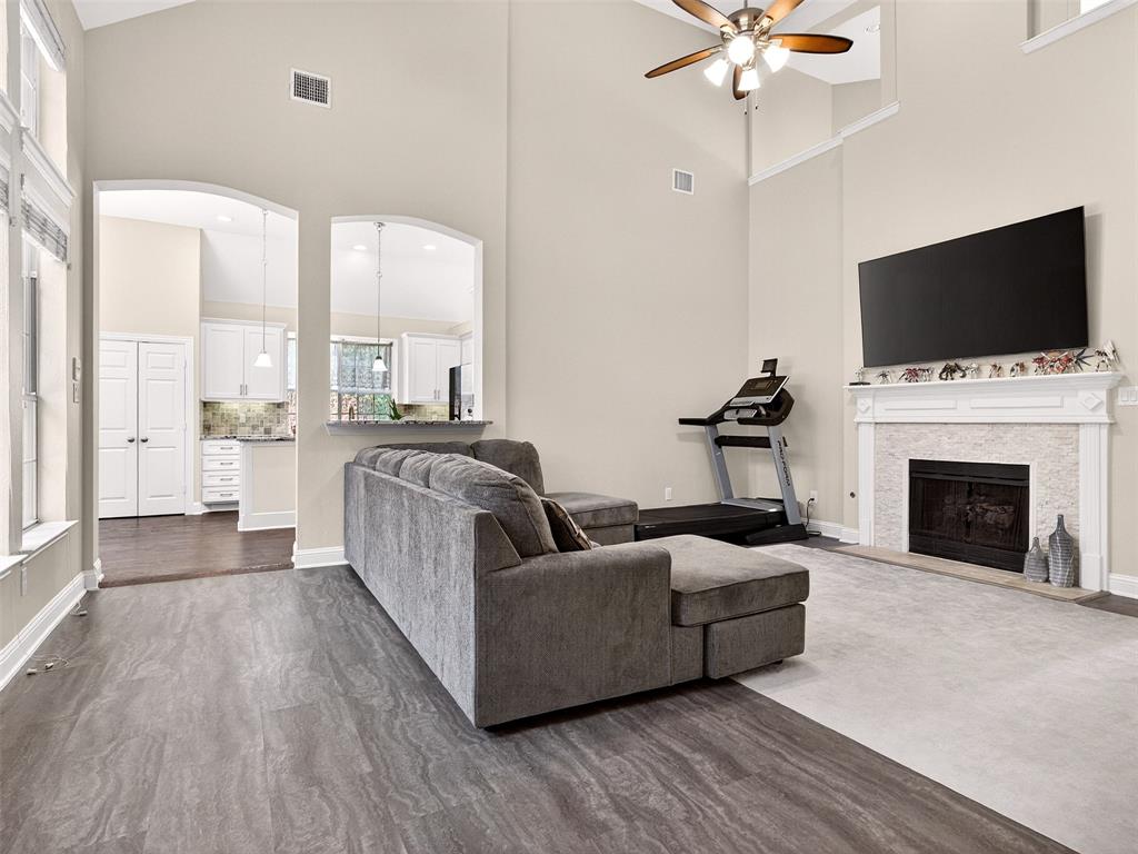 602 Bel Air Drive - Photo 6
