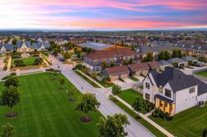 800 N Pecan Parkway - Photo 2
