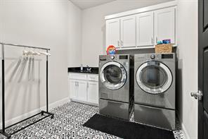 800 N Pecan Parkway - Photo 29