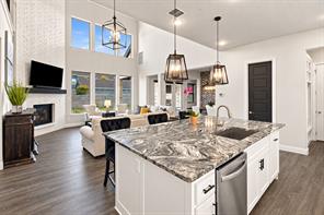 800 N Pecan Parkway - Photo 9