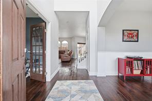5609 Norris Drive - Photo 3