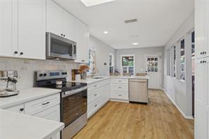 1332 Old Barn Lane - Photo 4