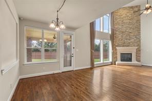 2490 Stonybrook Drive - Photo 10