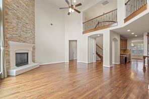 2490 Stonybrook Drive - Photo 5