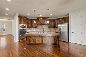 2490 Stonybrook Drive - Photo 6