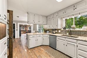 4618 Walnut Street - Photo 4