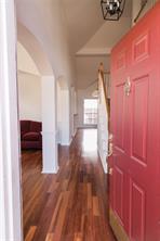 404 Belmont Court - Photo 2