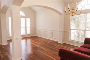 404 Belmont Court - Photo 5