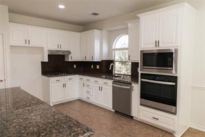 404 Belmont Court - Photo 6