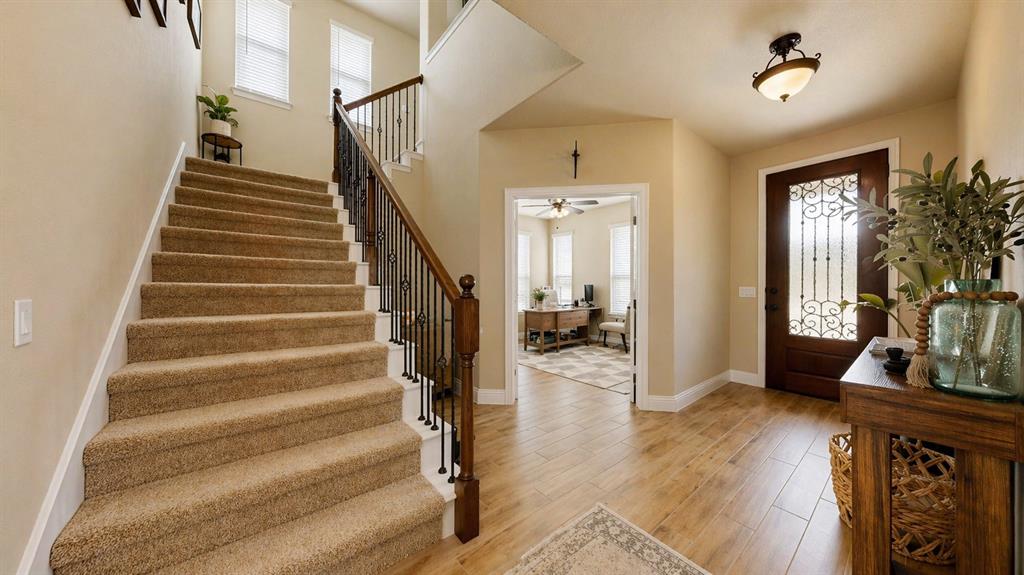502 Ranchwood Drive - Photo 3