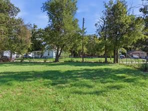 1109 Alvarado Street - Photo 2