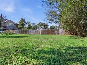 1109 Alvarado Street - Photo 3