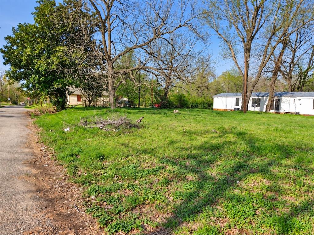 TBD NE 11TH Street NE - Photo 1