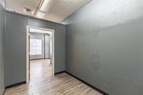 710 Graham Street - Photo 20