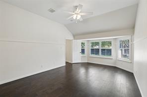 1592 Mahogany Drive - Photo 19