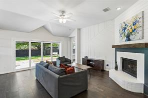 1592 Mahogany Drive - Photo 6
