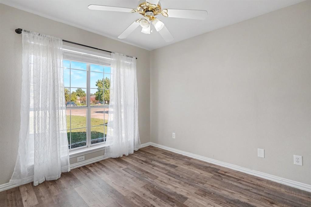 115 S Blue Bonnet Circle - Photo 21