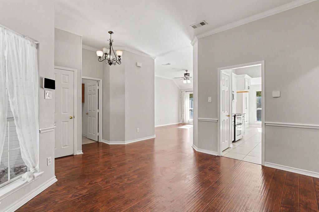 115 S Blue Bonnet Circle - Photo 4