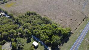 147 Private Road 4330 - Photo 2