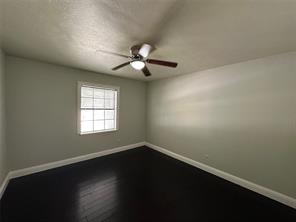 906 Hawthorne Drive - Photo 10