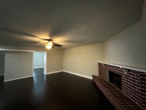 906 Hawthorne Drive - Photo 6