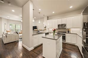 4228 Riverside Drive - Photo 11