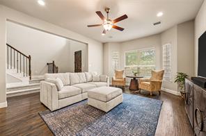 4228 Riverside Drive - Photo 2