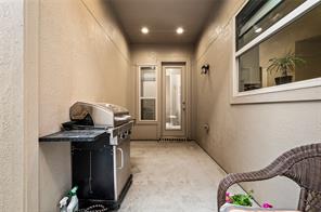 4228 Riverside Drive - Photo 31