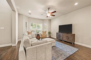 4228 Riverside Drive - Photo 6