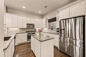 4228 Riverside Drive - Photo 9