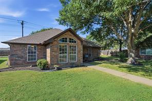3713 Pheasant Hollow - Photo 2