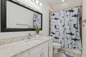 1364 Wentworth Drive - Photo 17