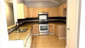 817 Savage Drive - Photo 4