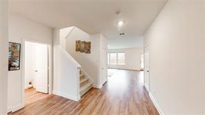 1200 Lancaster Drive - Photo 5